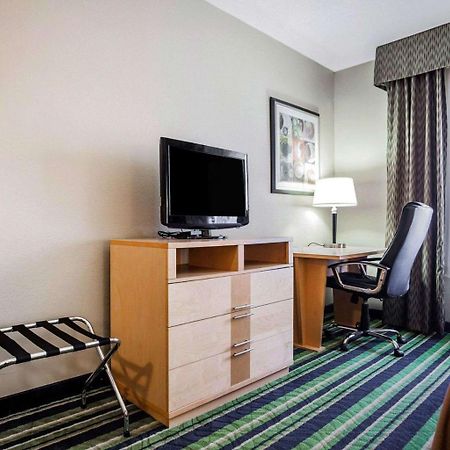Comfort Inn Kansas City / Airport Luaran gambar