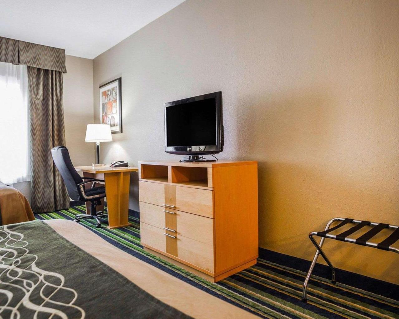 Comfort Inn Kansas City / Airport Luaran gambar