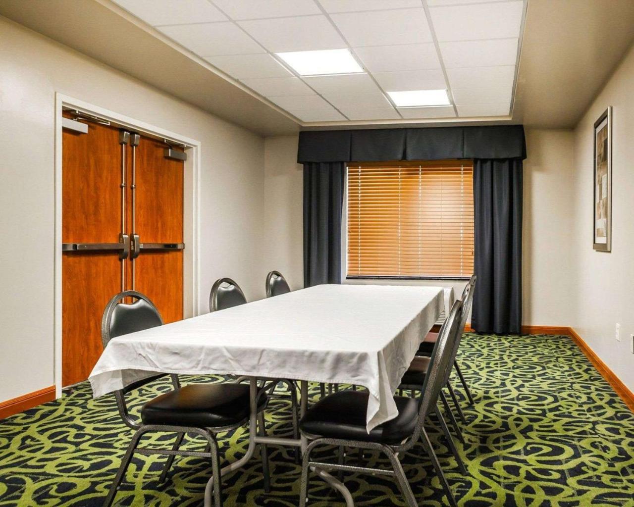 Comfort Inn Kansas City / Airport Luaran gambar