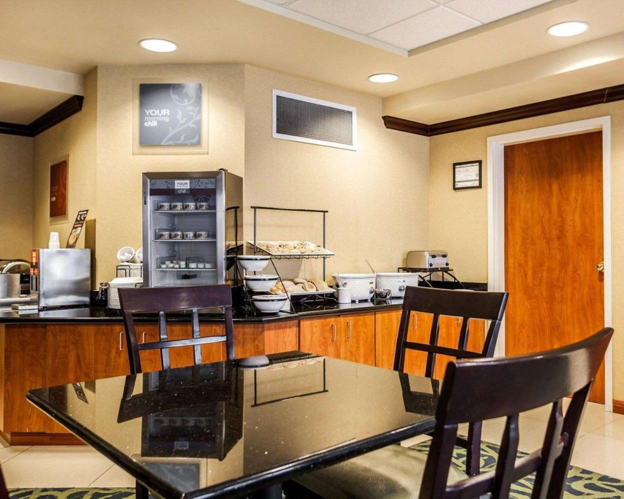 Comfort Inn Kansas City / Airport Luaran gambar