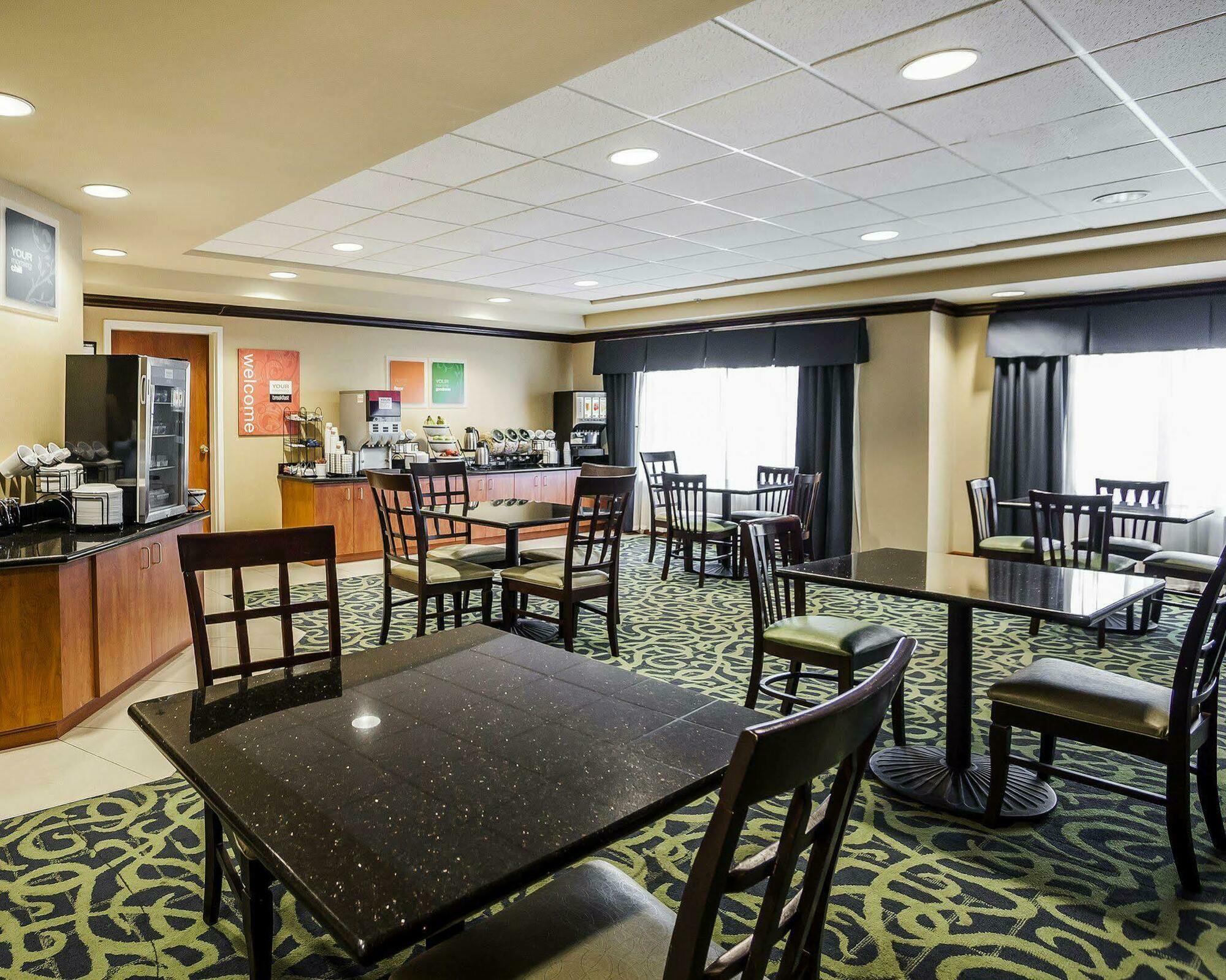 Comfort Inn Kansas City / Airport Luaran gambar