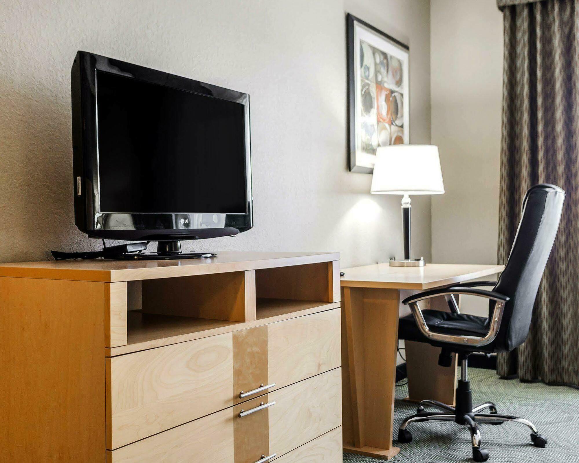 Comfort Inn Kansas City / Airport Luaran gambar